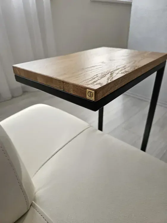 Oak Brothers odkládací stolek Penny
